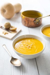 Soupe de courge butternut au lait de coco et citron confit