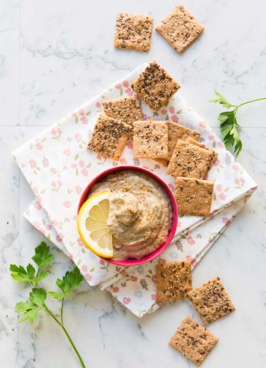 Aubergines rôties, sauce yaourt grenade façon Yotam Ottolenghi