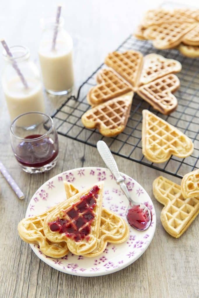 Photo de la recette : Gaufres coeur au lait d’avoine – sans lactose