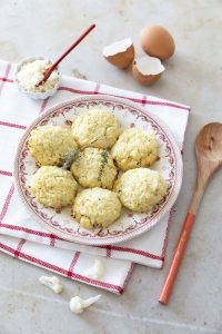 Galettes de chou-fleur au parmesan et au thym